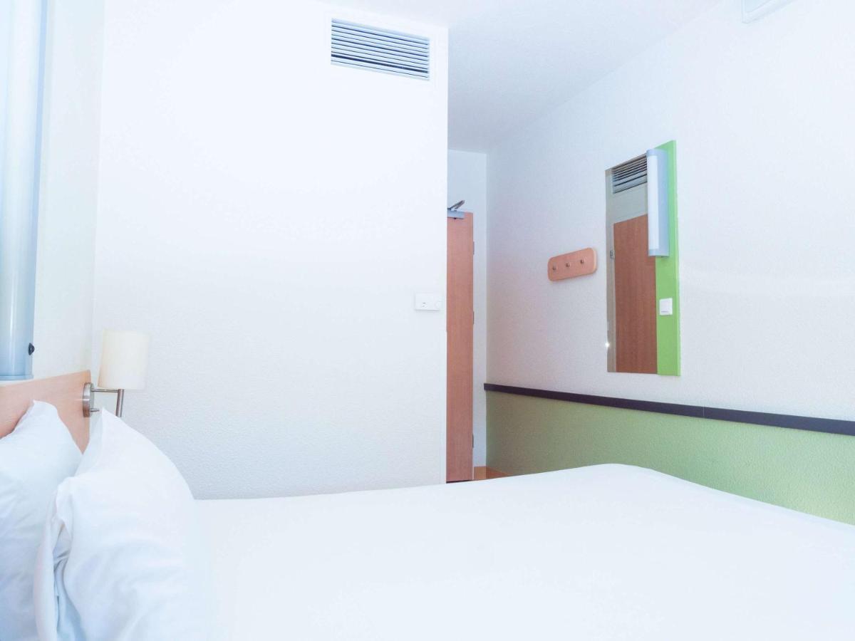 Ibis Budget Krakow Bronowice Eksteriør bilde