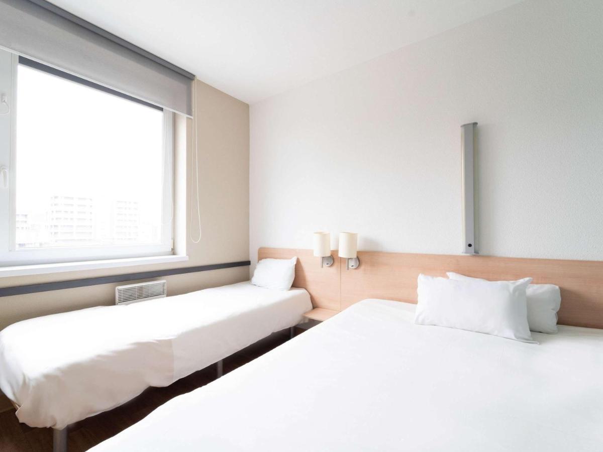Ibis Budget Krakow Bronowice Eksteriør bilde